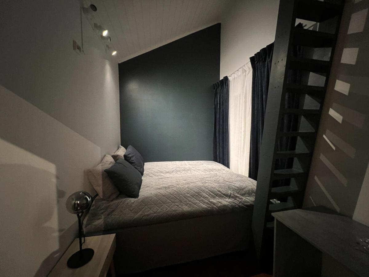 Charming Loft Retreat On Tromso'S Historic Main Street: 3-Minute Stroll To City Square Εξωτερικό φωτογραφία